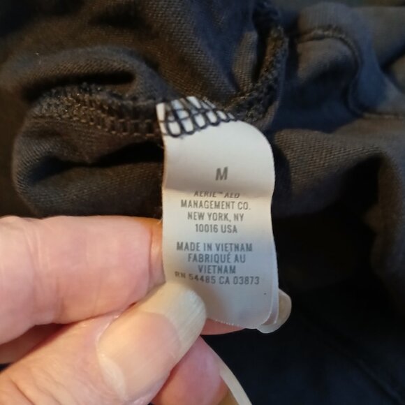 Aerie Women's Dark Grey Crew Neck Short Sleeve Distressed Tee NWT - Picture 6 of 6